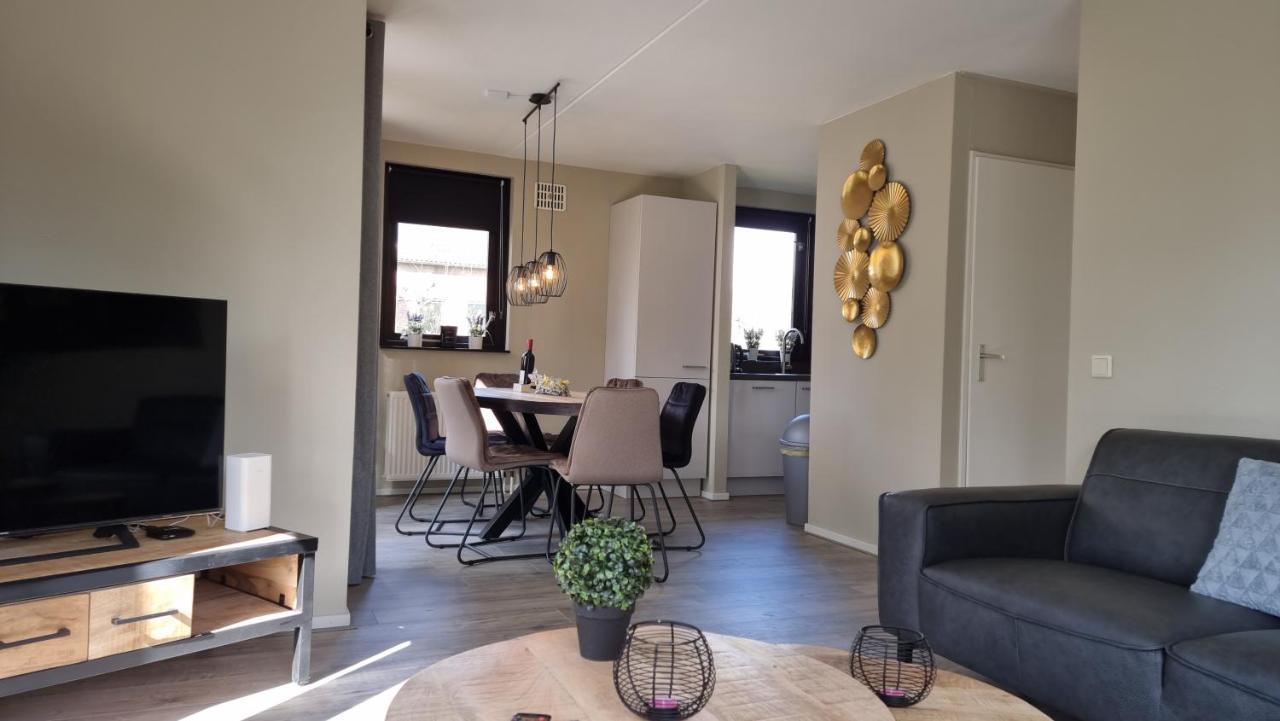Vakantiewoning Maas En Waal 100 Ewijk ภายนอก รูปภาพ